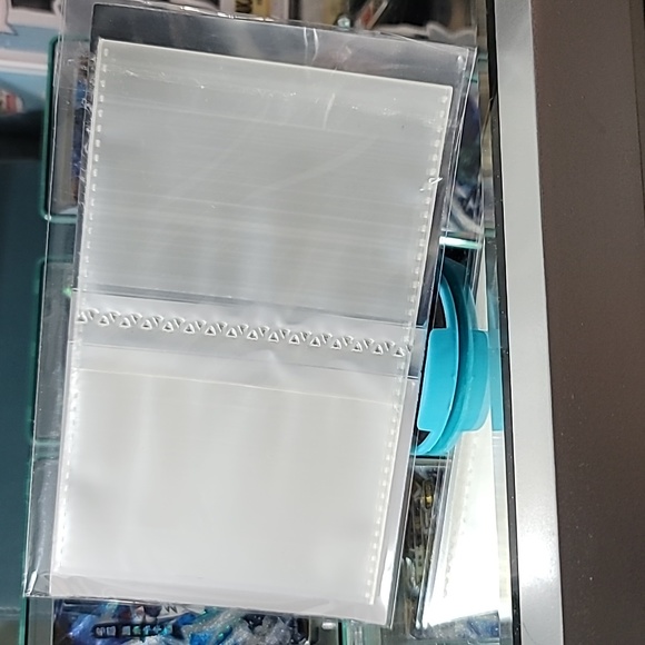 Tanjiro & Nezuko Card Holder - Picture 2 of 2